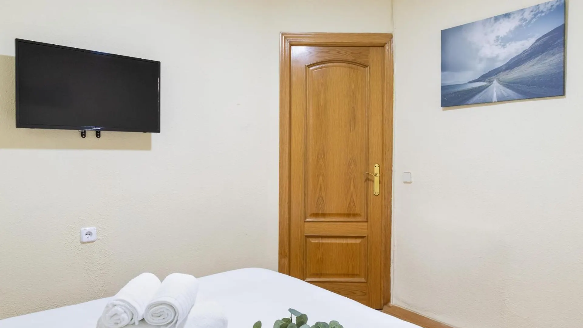 Charming Madrid El Carmen II Apartment Spain